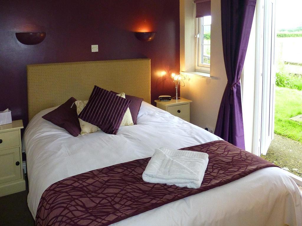 The Peacock Country Inn Chinnor Exterior foto