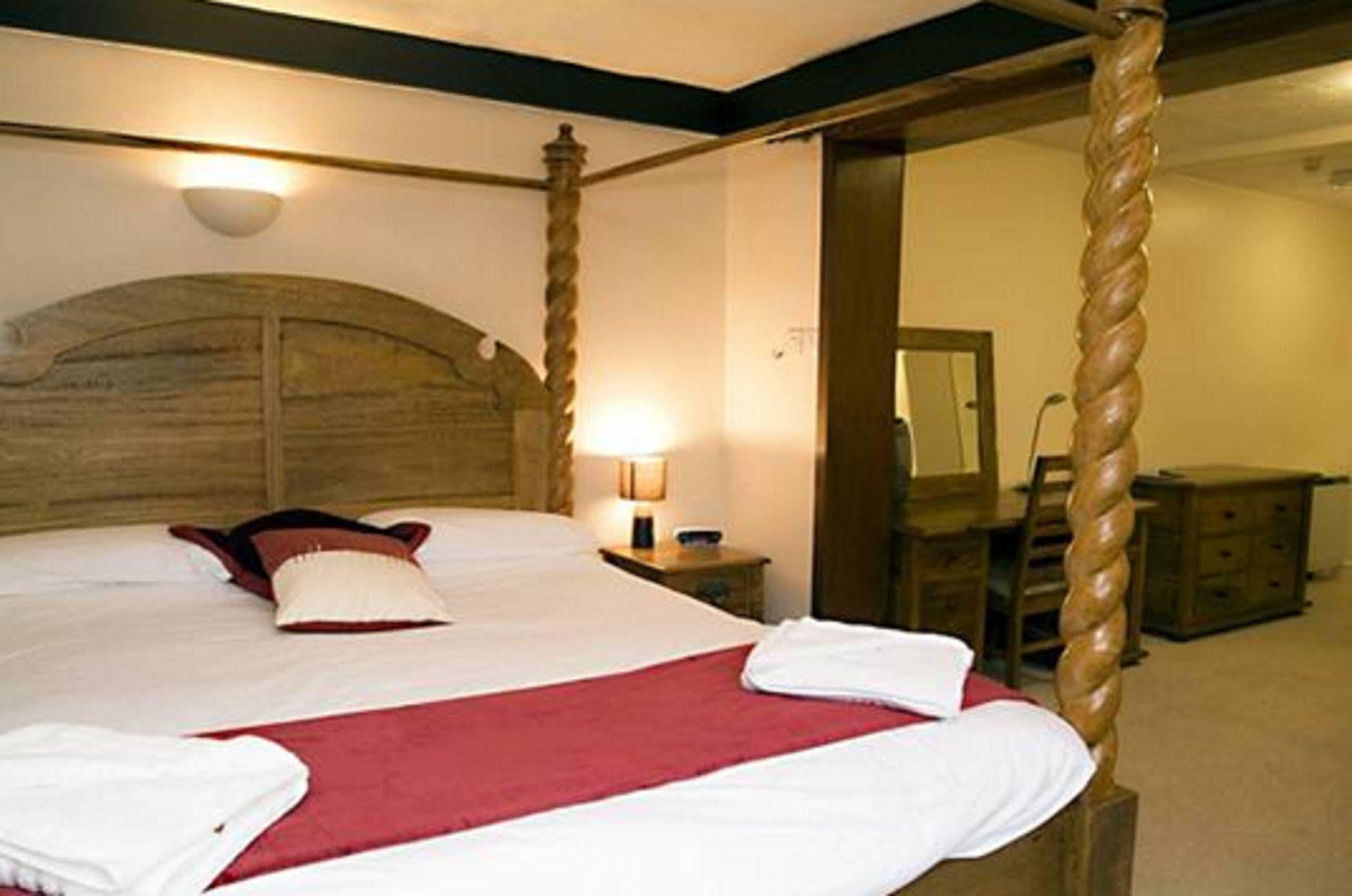 The Peacock Country Inn Chinnor Exterior foto